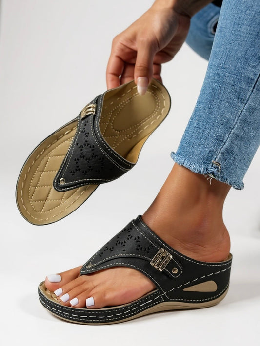 Women's Platform Thong Sandals – Black