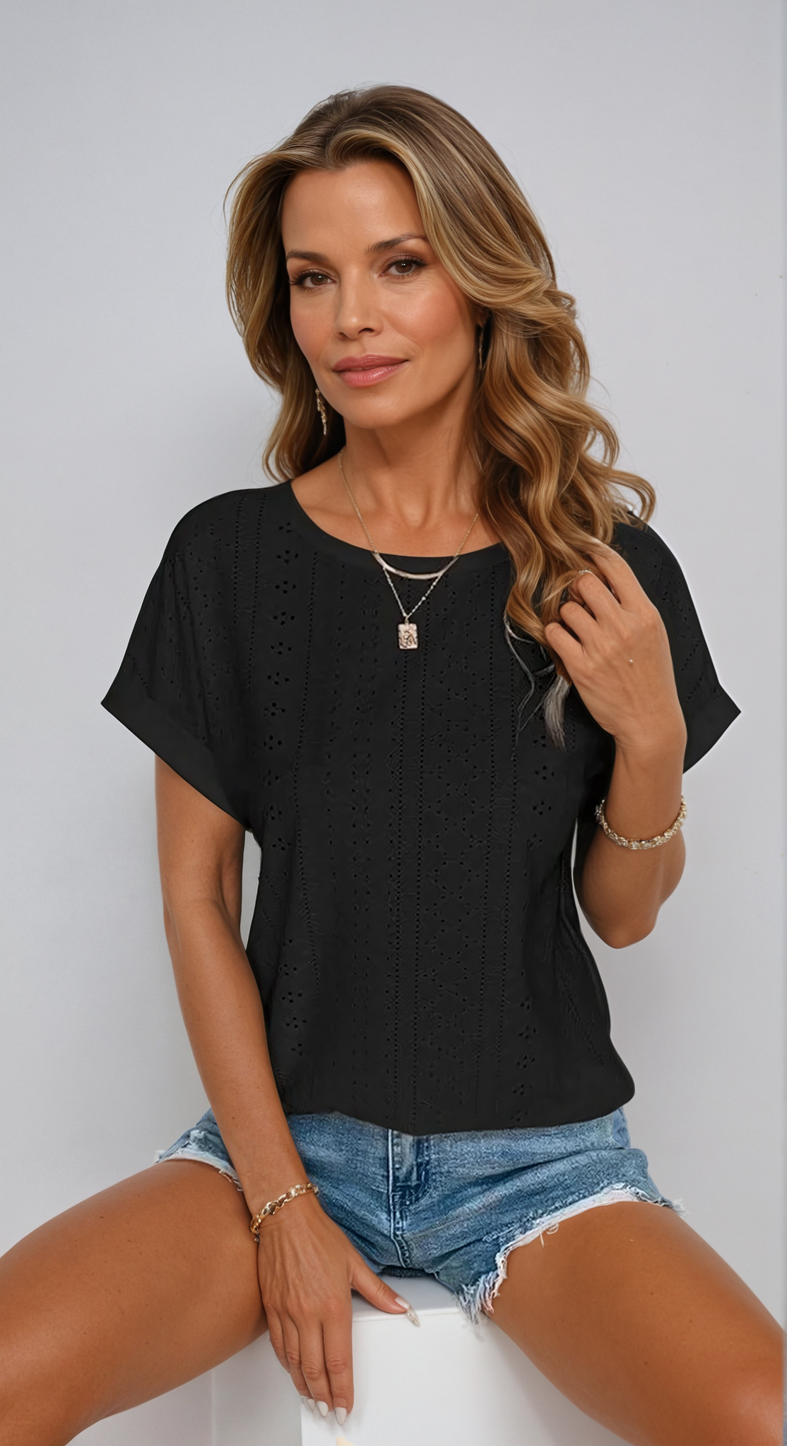Women's Short Sleeve Blouse – Black