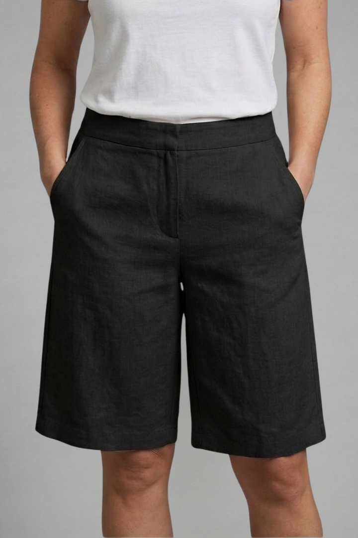 Women's Bermuda Shorts – Black