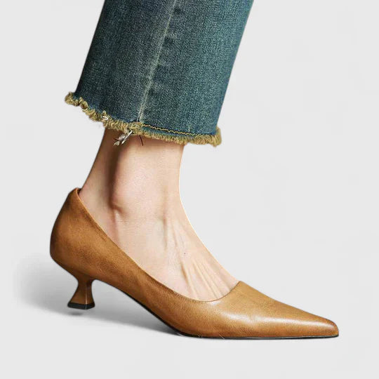 Women's Kitten Heel Pointed Toe Heels – Beige