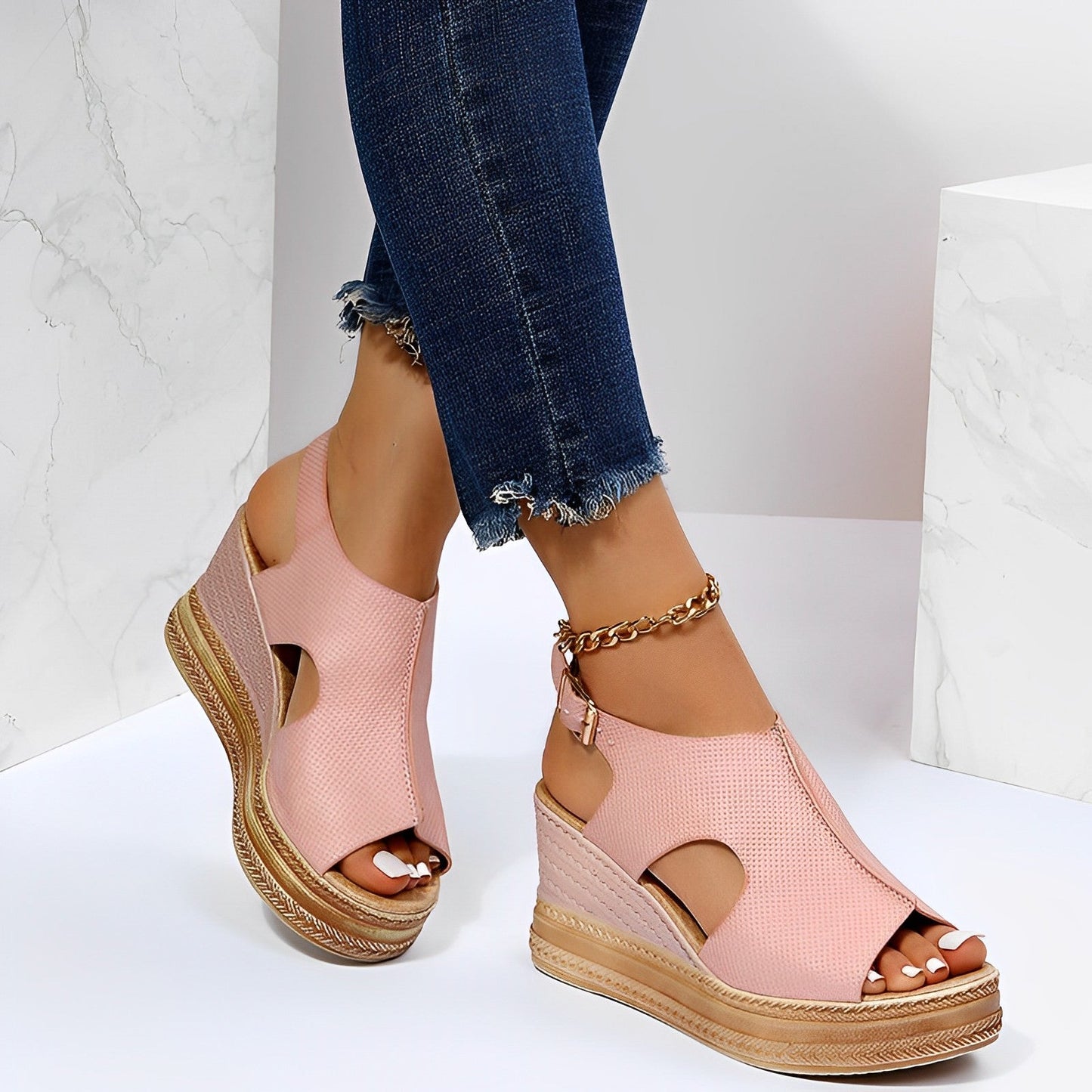 Women's Platform Sandals – Pink
