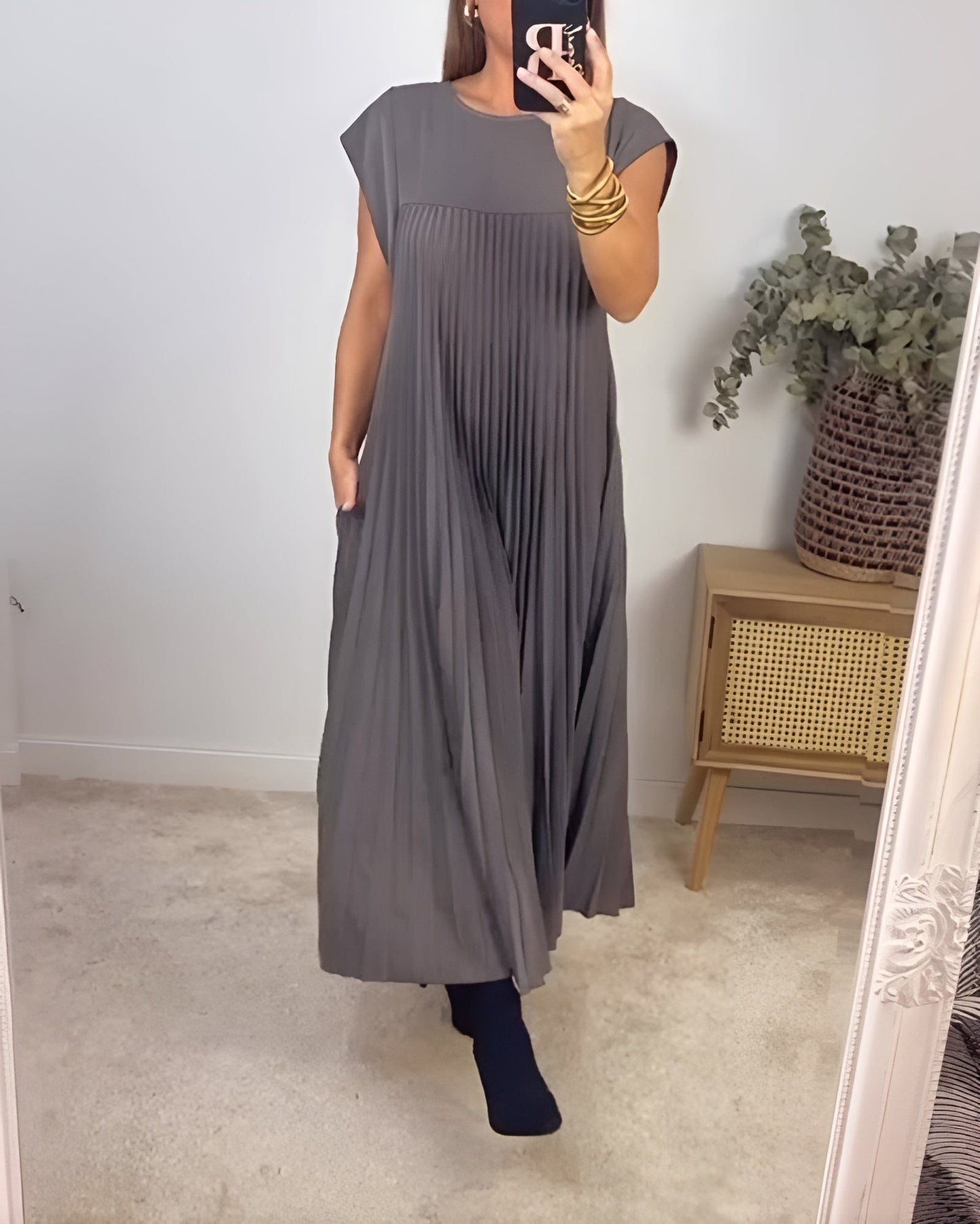 Women's Pleated Maxi Dress – Grey