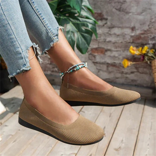Women's Slip On Ballet Flats – Beige