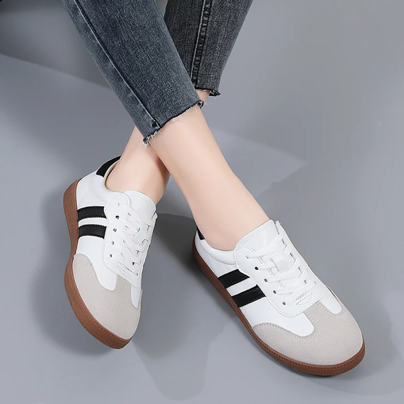 Women's Sneakers – Black/white