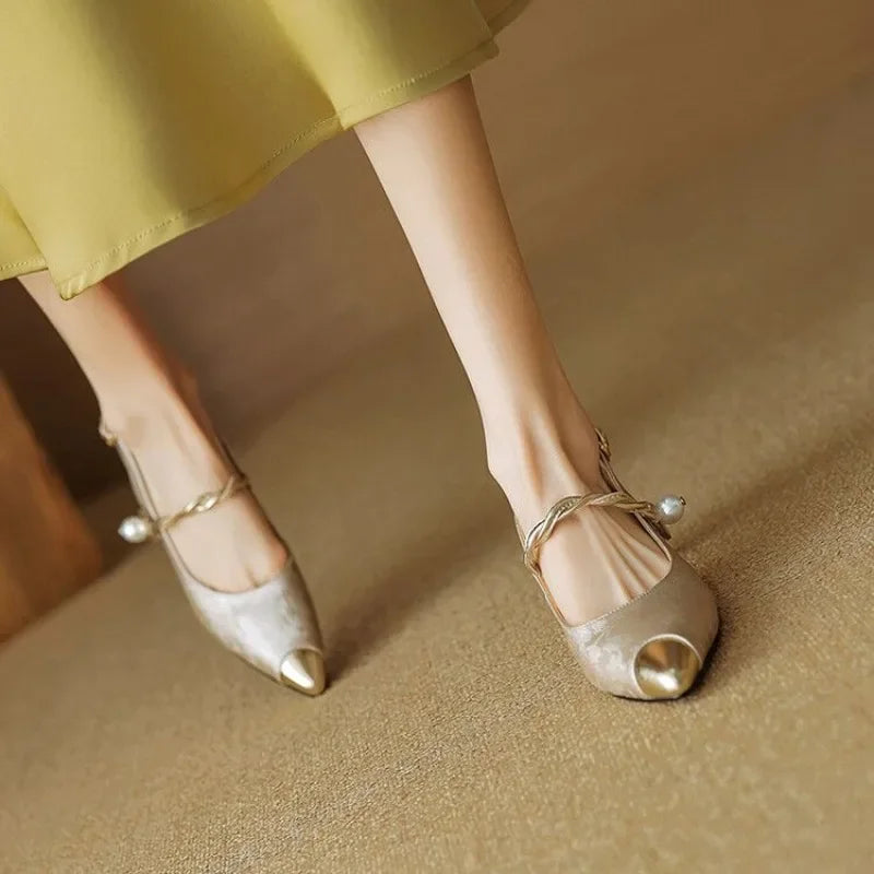 Women's Kitten Heel Slingback Heels