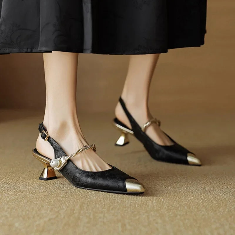 Women's Kitten Heel Slingback Heels – Black
