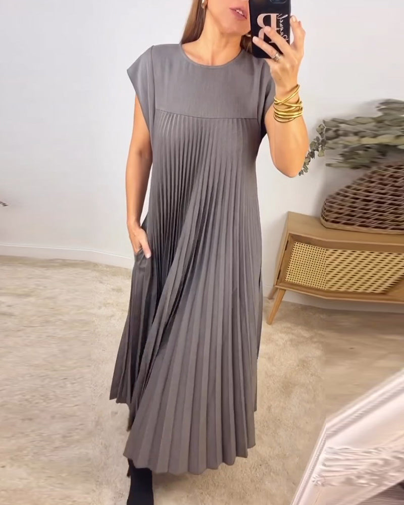 Women's Pleated Maxi Dress