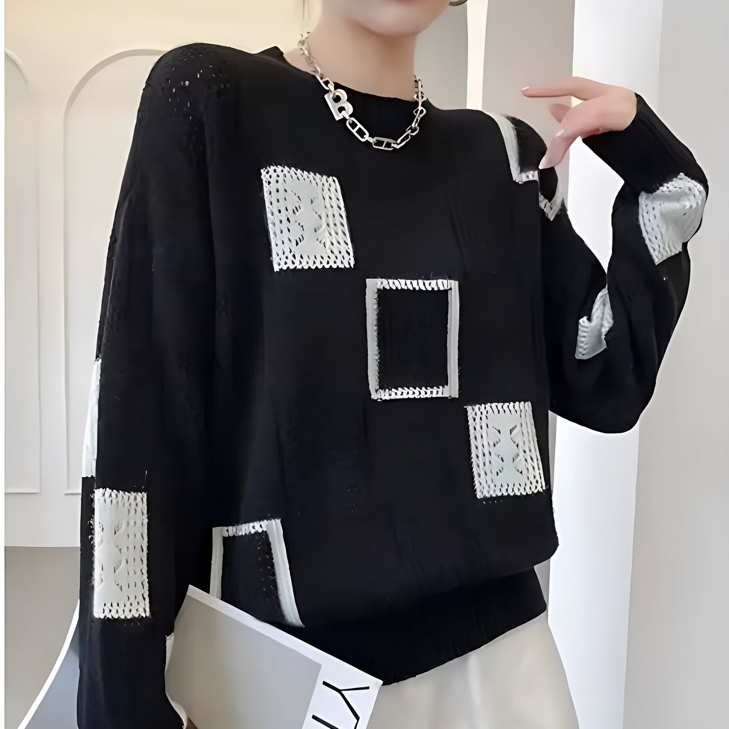 Women's Long Sleeve Sweater – Black