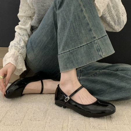 Women's Block Heel Mary Janes – Black