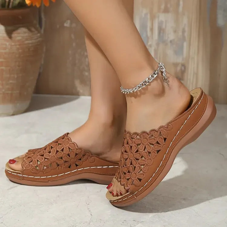 Women's Slide Sandals – Brown