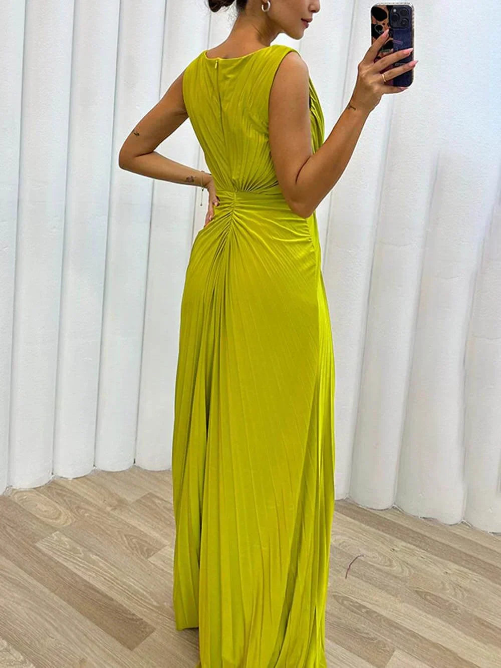 Women's Pleated Maxi Dress