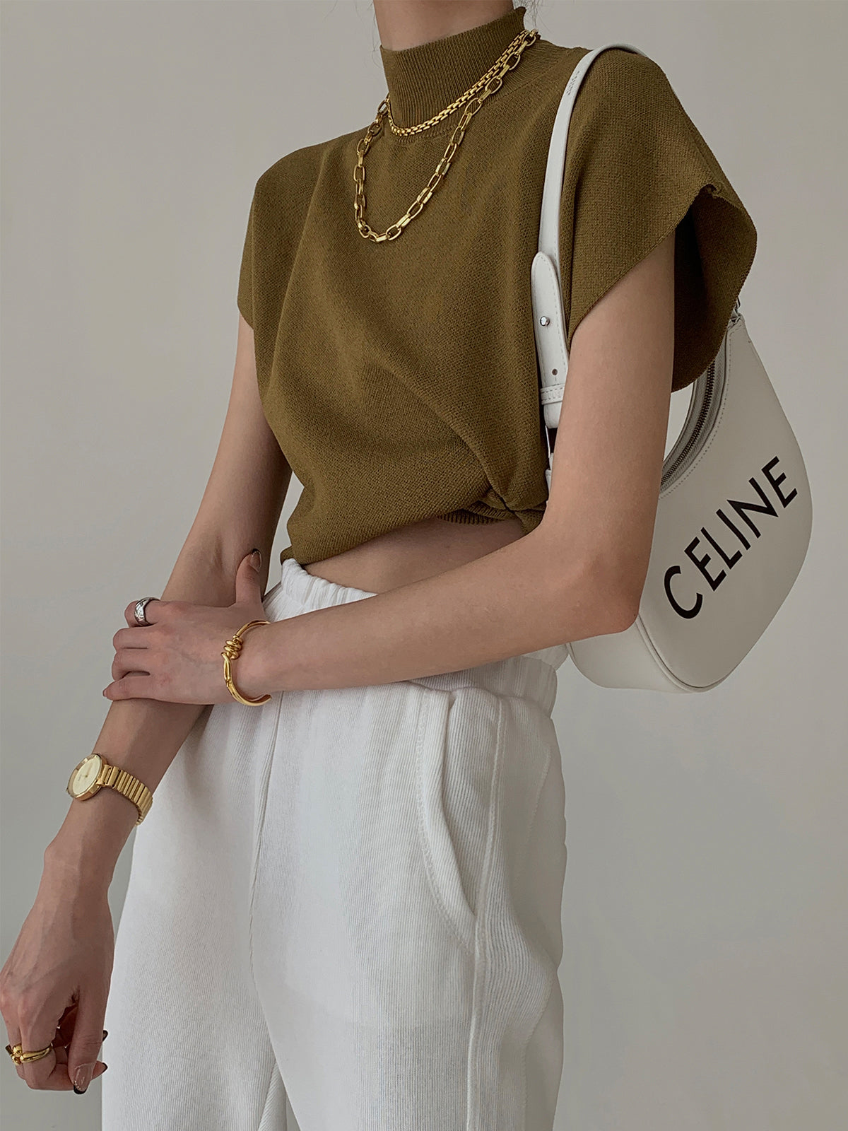 Women's Sleeveless Blouse