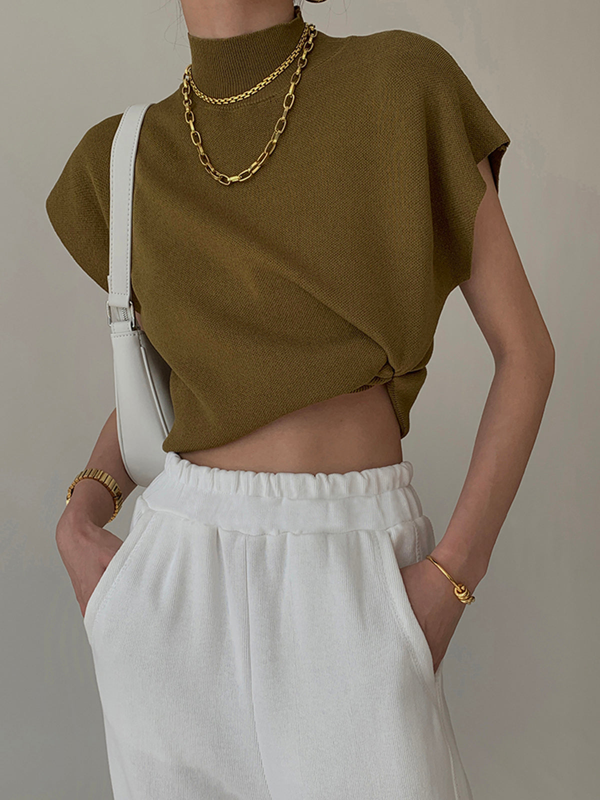 Women's Sleeveless Blouse – Brown