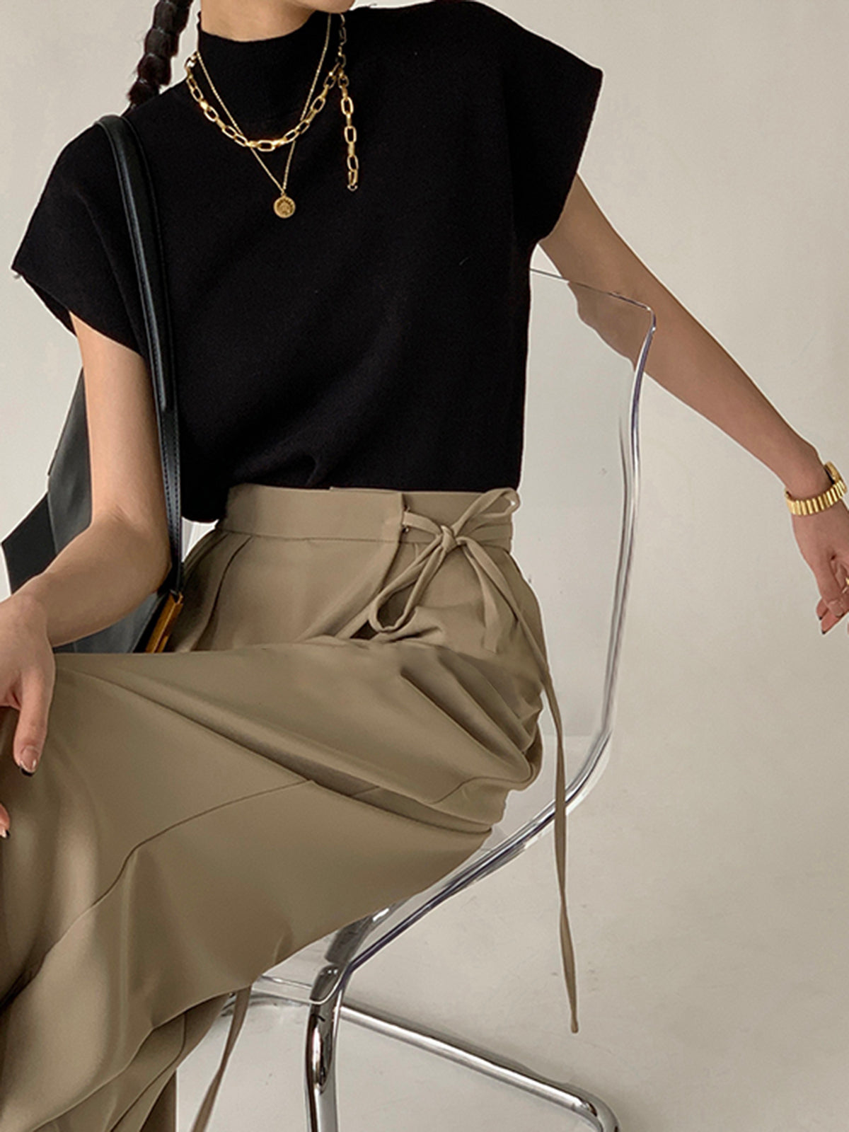Women's Sleeveless Blouse