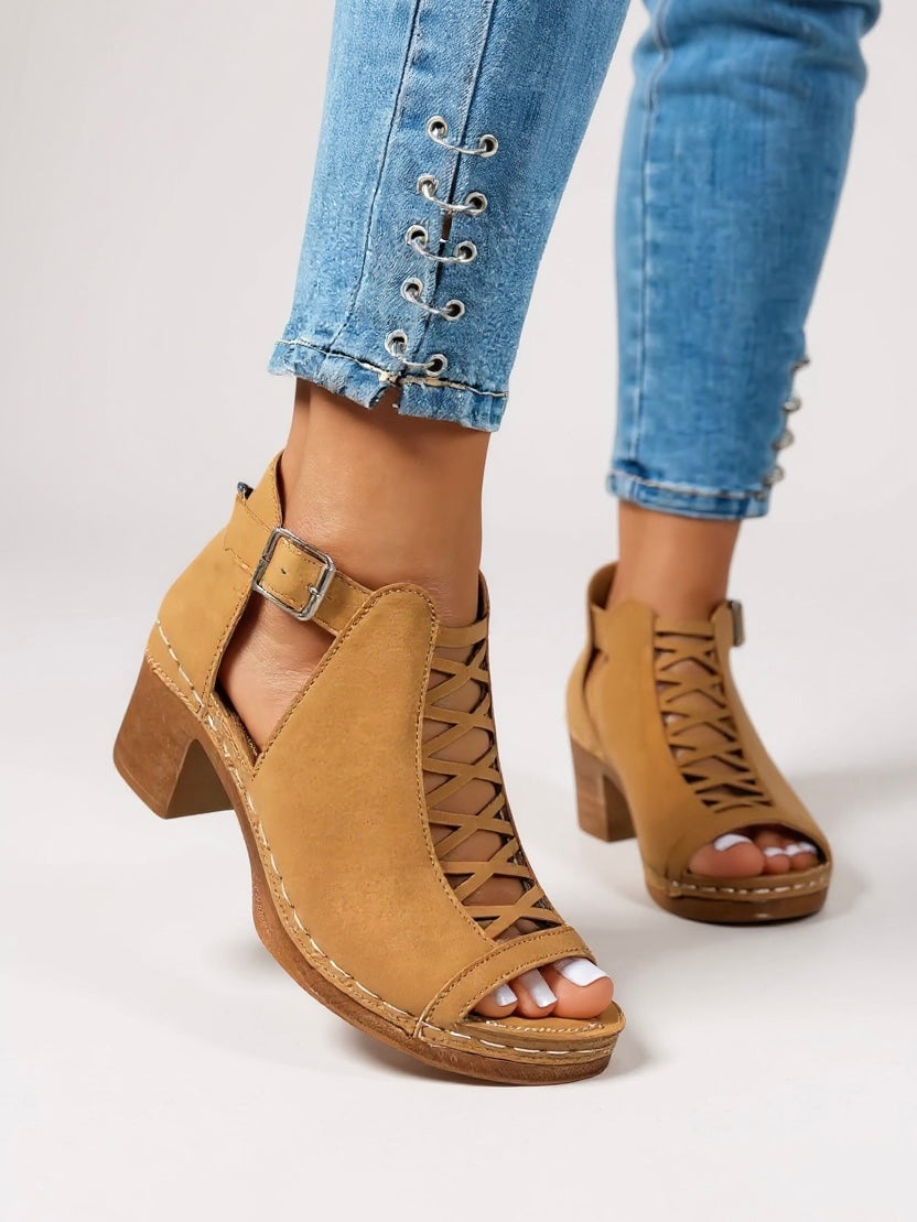 Women's Block Heel Lace Up Sandals – Light Brown