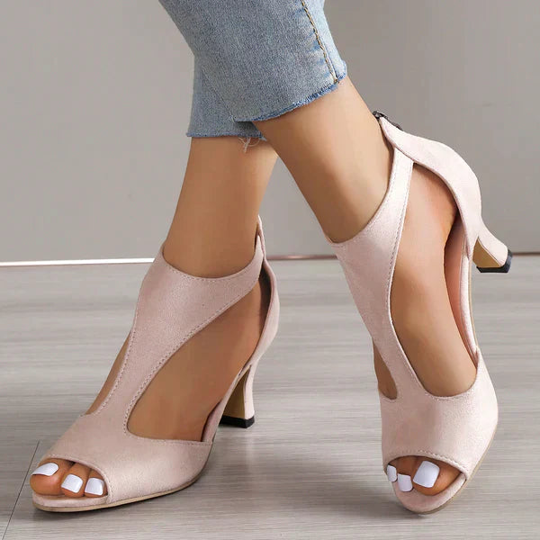 Women's Strappy Sandals – Pink
